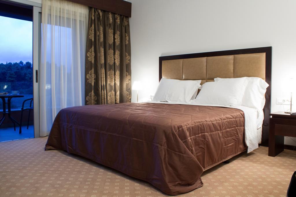 Tripoli City Hotel Стая снимка